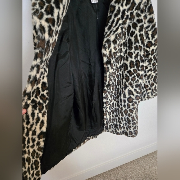 HELENE London women's leopard print faux fur coat | size xs - Picture 4 of 7